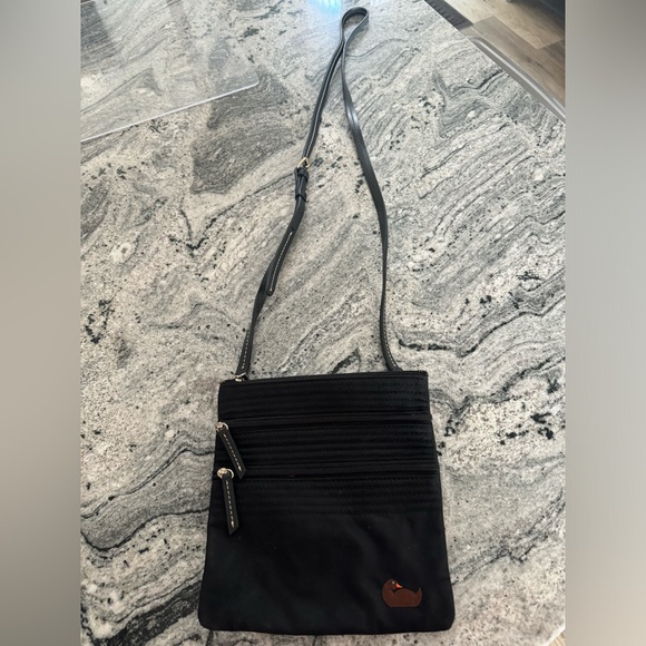 Dooney and Burke canvas crossbody bag - Picture 2 of 3